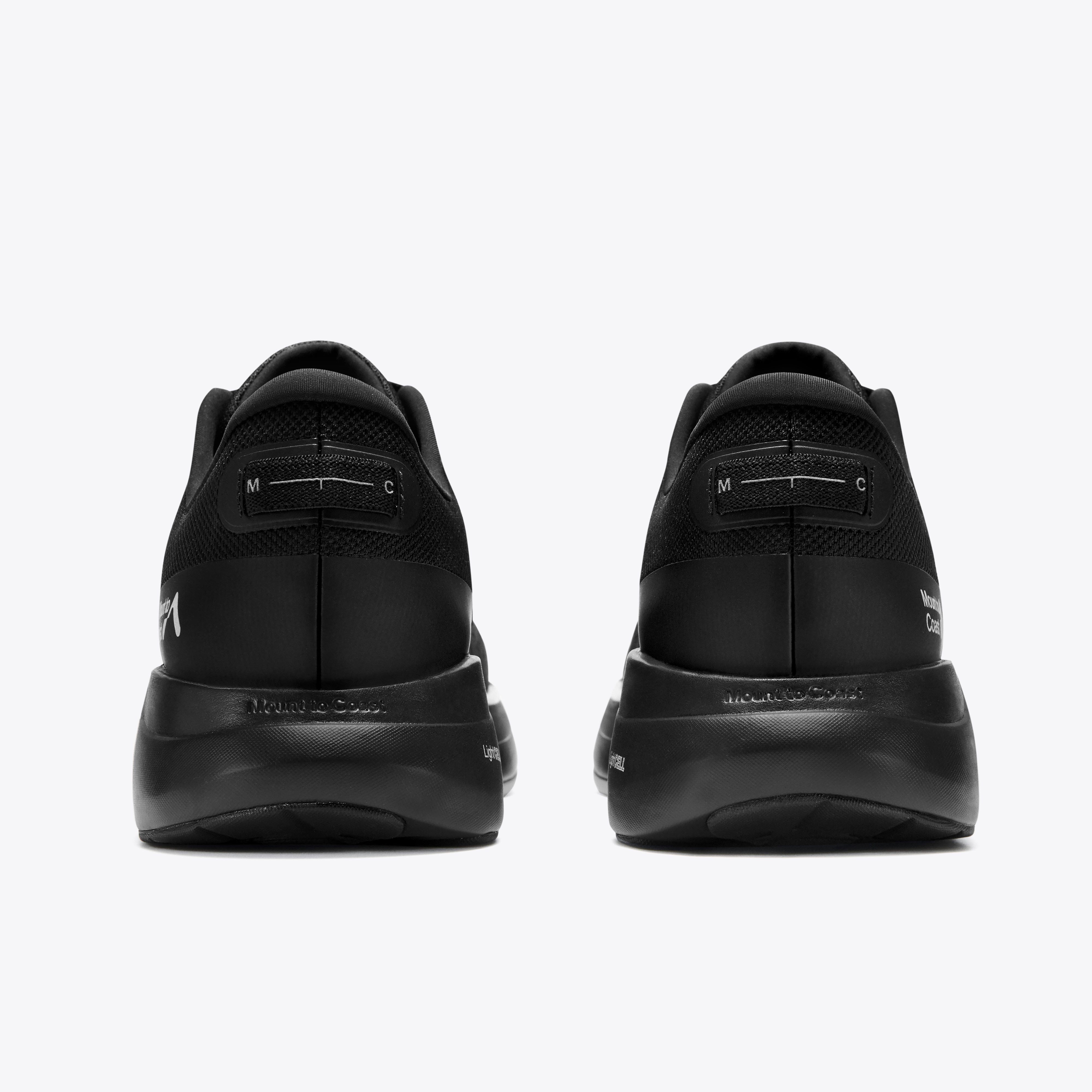 Mount to Coast P1 Black Running Shoes - Heel Design #Color_black